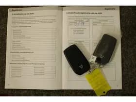 Toyota Corolla-cross thumbnail 60