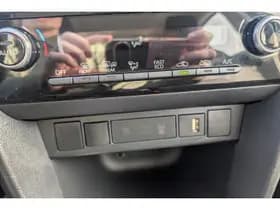 Toyota Yaris-cross thumbnail 23