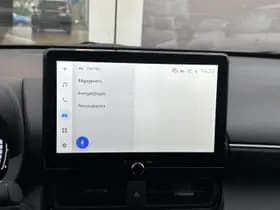 Toyota Yaris-cross thumbnail 17