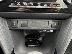 Toyota Yaris-cross thumbnail 33