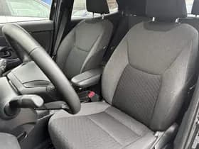 Toyota Yaris-cross thumbnail 66