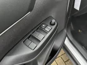 Toyota Yaris-cross thumbnail 27