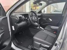 Toyota Yaris-cross thumbnail 56