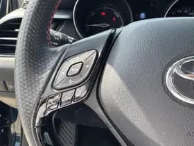 Toyota C-hr thumbnail 22