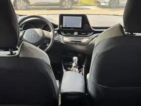 Toyota C-hr thumbnail 50