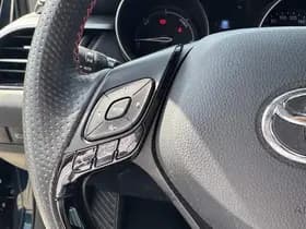 Toyota C-hr thumbnail 61