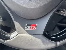 Toyota C-hr thumbnail 65