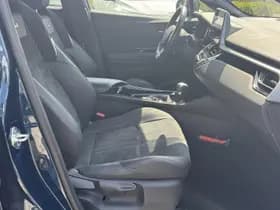 Toyota C-hr thumbnail 10