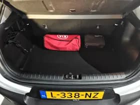 Kia Stonic thumbnail 15