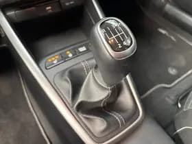 Kia Stonic thumbnail 41