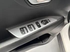 Kia Stonic thumbnail 6