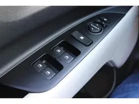 Kia Stonic thumbnail 52