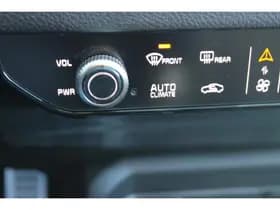 Kia Stonic thumbnail 62