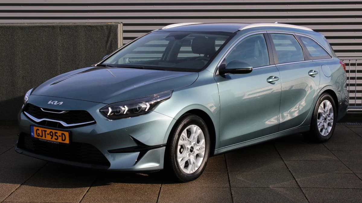 Kia Ceed-sportswagon — foto 1
