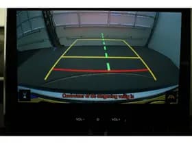 Toyota Corolla-cross thumbnail 13