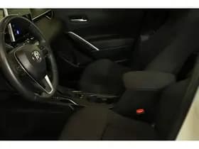 Toyota Corolla-cross thumbnail 28