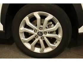 Toyota Corolla-cross thumbnail 35