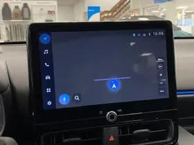 Toyota Yaris thumbnail 11