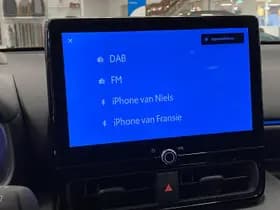 Toyota Yaris thumbnail 12