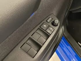 Toyota Yaris thumbnail 33