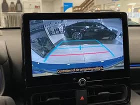 Toyota Yaris thumbnail 37