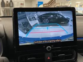 Toyota Yaris thumbnail 10