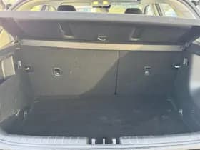 Kia Stonic thumbnail 11