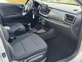 Kia Stonic thumbnail 8