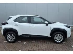 Toyota Yaris-cross thumbnail 43