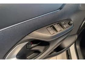 Toyota Yaris-cross thumbnail 45