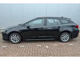 Toyota Corolla-touring-sports thumbnail 3