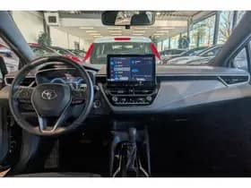 Toyota Corolla-touring-sports thumbnail 7