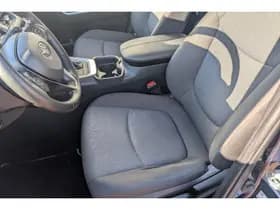 Toyota Rav4 thumbnail 2