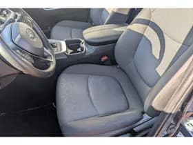 Toyota Rav4 thumbnail 36