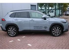 Toyota Corolla-cross thumbnail 33