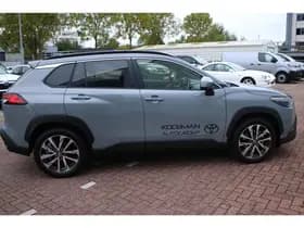 Toyota Corolla-cross thumbnail 42
