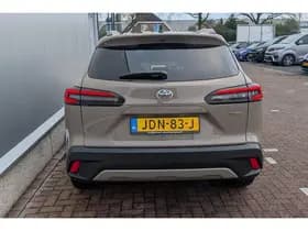 Toyota Corolla-cross thumbnail 42