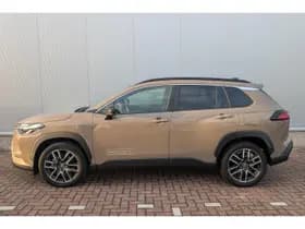 Toyota Corolla-cross thumbnail 8