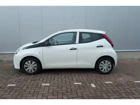 Toyota Aygo thumbnail 3