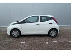Toyota Aygo thumbnail 24
