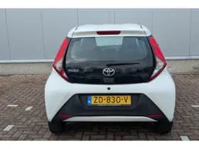 Toyota Aygo thumbnail 9