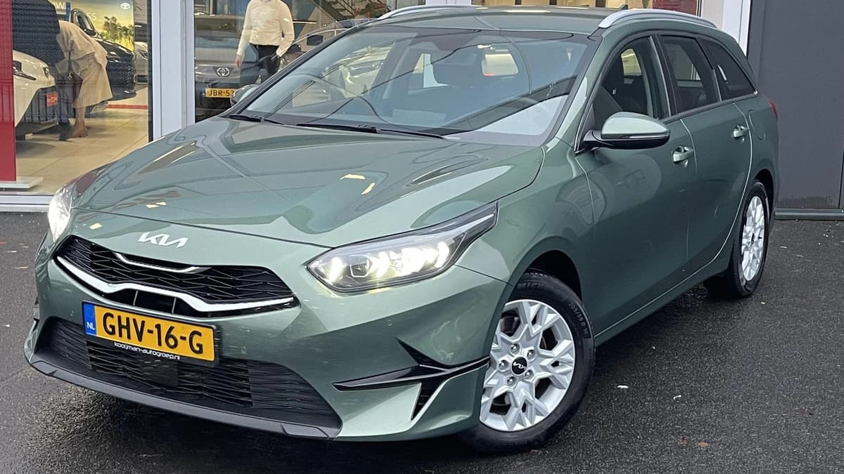 Kia Ceed-sportswagon — foto 1
