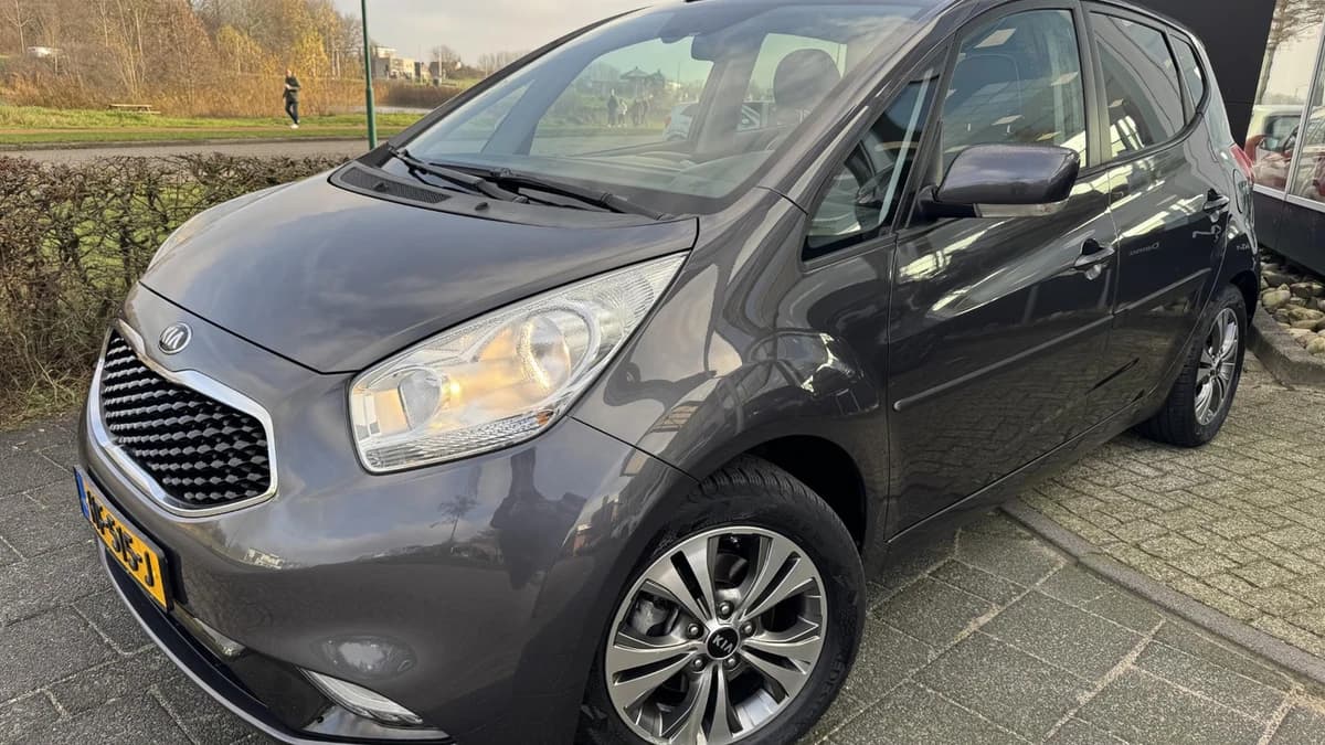 Kia Venga — foto 1