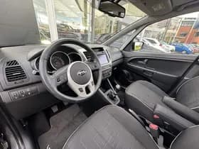 Kia Venga thumbnail 42