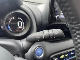 Toyota Yaris thumbnail 15