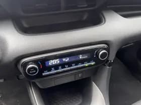 Toyota Yaris thumbnail 20