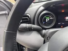 Toyota Yaris thumbnail 42