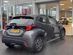 Toyota Yaris thumbnail 6