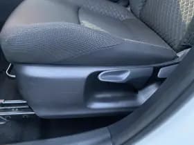 Toyota C-hr thumbnail 18