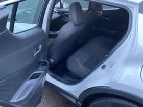 Toyota C-hr thumbnail 36
